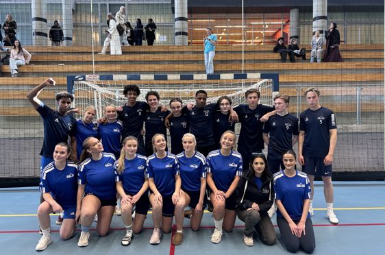 Bilde av Vikaelevene på futsalturneringen